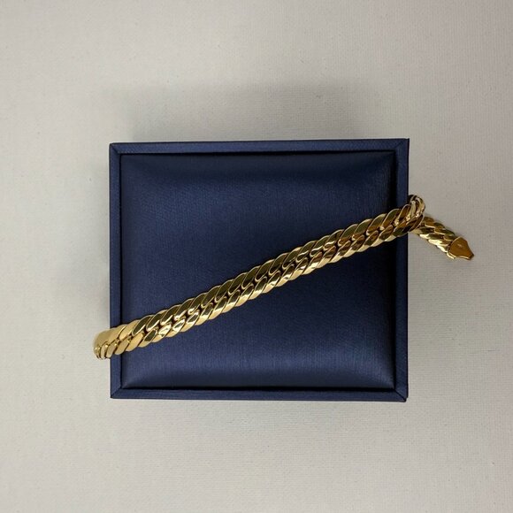 18K Genuine Gold Cobra Chain Bracelet 8" (7.7mm) - Picture 6 of 10